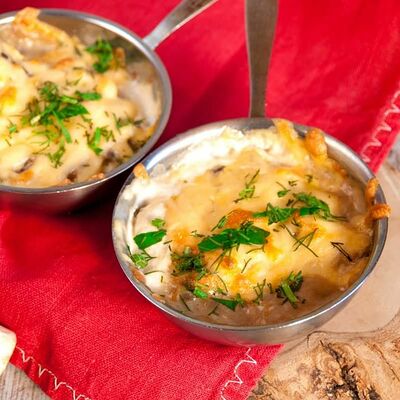 Куриный жюльен с грибами в На абордаж по цене 250 ₽