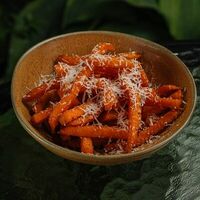 Батат фри с пармезаном в Yellow Kitchen & bar