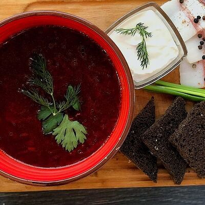 Борщ со сметаной в Грейс HALL по цене 390 ₽