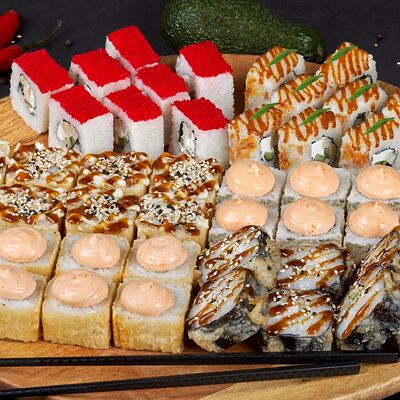 Сет Уикенд в Суши Баzzар по цене 1660 ₽