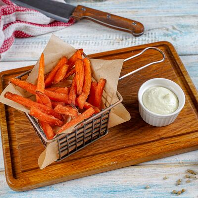 Батат фри в Термос по цене 490 ₽