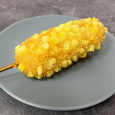 Корн-Дог с сосиской и сыром моцарелла в Korean Chick по цене 299