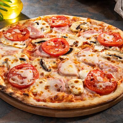 Пицца Ассортив Форель по цене 950 ₽