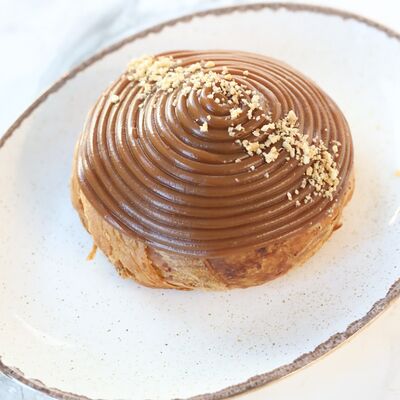 Улитка с Карамелью в ILZI по цене 320 ₽