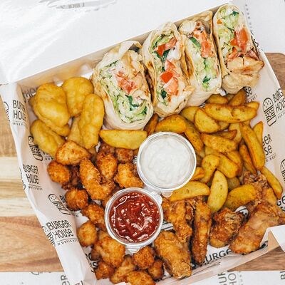 Набор для компании 2,1 кг в Burger House по цене 2585 ₽