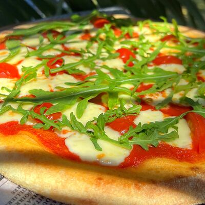 Пицца Маргарита в Чёрноморская пицца по цене 560 ₽