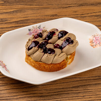 Паштет из куриной печени с вареньем из черной смородиной в Казак по цене 650 ₽