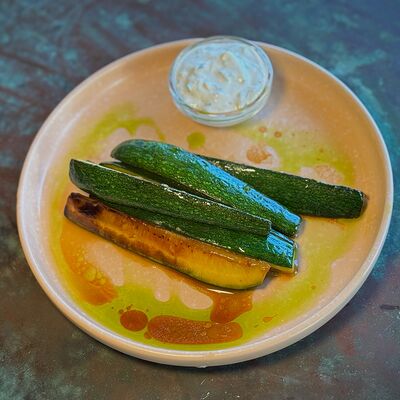 Цукини с дзазики в Павлин 2.0 по цене 390 ₽