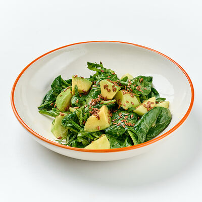 Зеленый салат с авокадо в 7:35 Заря & KitaEast по цене 520 ₽