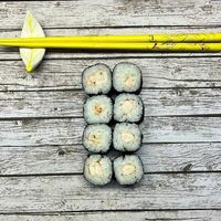 Мини-ролл с креветкой в Sushi Favorite
