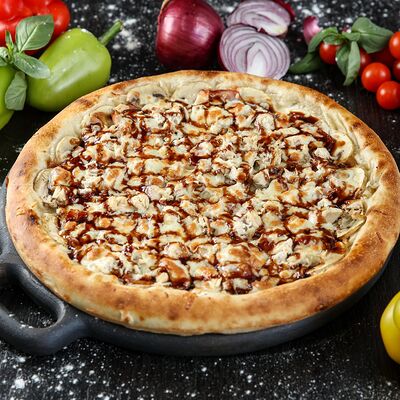 Пицца Барбекю 22 см в Loca Pizza по цене 630 ₽