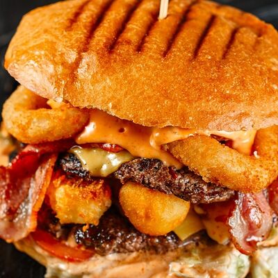Емельян Пугачёв в Мясо Bull по цене 549