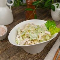 Салат с курицей и сельдереем в Буркина Фасоль