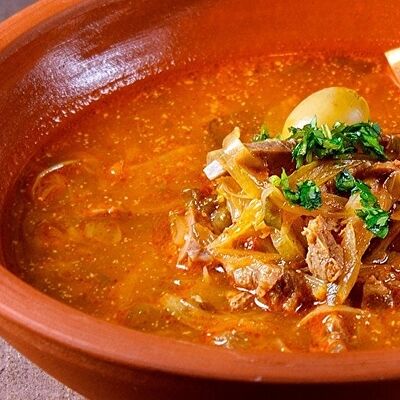 Солянка Сулугуни в Сулугуни по цене 448 ₽