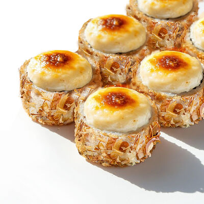 Роллы Нежный Краб запеченные в Банхоф по цене 399 ₽