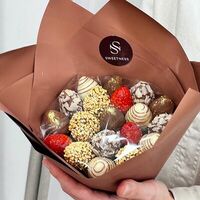 Букет клубники в шоколаде Gold в Sweetness