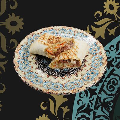 Шаурма с говядиной в Татлы Чорсу Халяль по цене 629 ₽