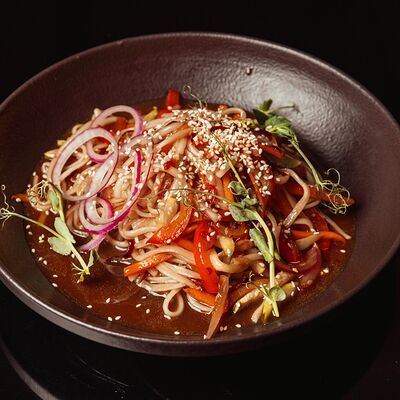 Вок с креветками в Первый по цене 680 ₽