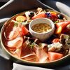 Винная закуска с сыром и вяленым мясом в Brio по цене 1200