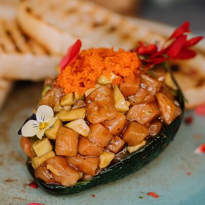 Тартар из лосося в Мама Хуана по цене 27 р.