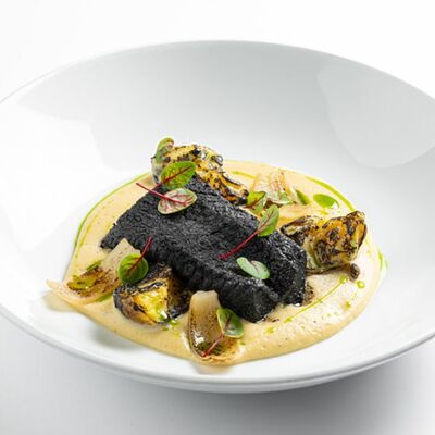 Черный палтус обжаренный в золе в Rose Bar Crocus City по цене 2100 ₽