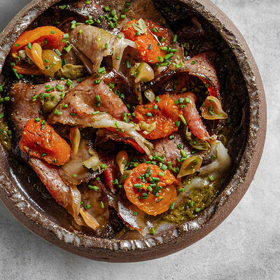 Стриплойн Фламбаду, соус из печеного баклажана, томаты черри в 19 по цене 1287 ₽