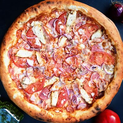 Пицца Мясная в Бокас дель Торо по цене 990 ₽