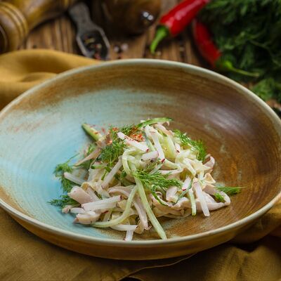 Салат с кальмаром в Чайхана 64 по цене 560 ₽