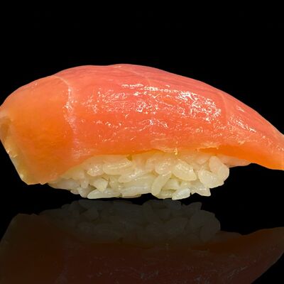 Суши с тунцом в Cенсей по цене 200 ₽