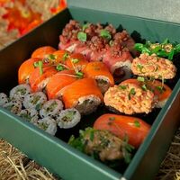 Логотип Uminami