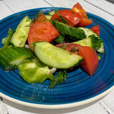 Овощной салат в Гурман на яузе по цене 400 ₽