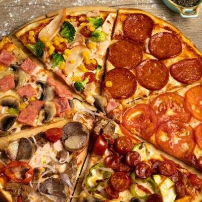 Пицца Маргарита в Seker по цене 3190 ₸