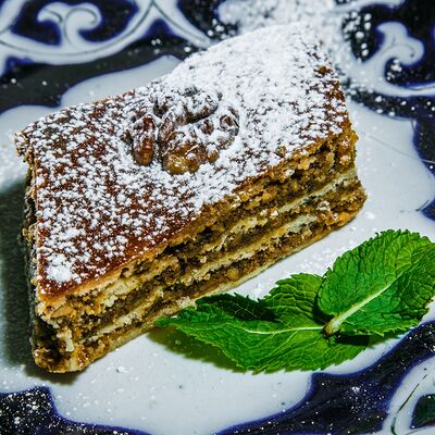 Пахлава в Бахор по цене 190 ₽