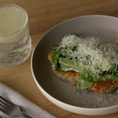 Куриный шницель Цезарьв Matilda по цене 850 ₽