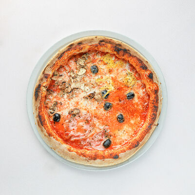 Четыре сезона в La Scala Trattoria Ignazio по цене 34 р.