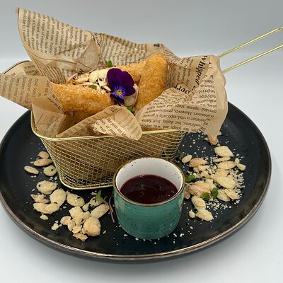 Моцарелла в панировке в Lovers по цене 450 ₽