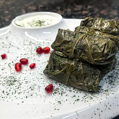 Долма в Шафран по цене 730 ₽