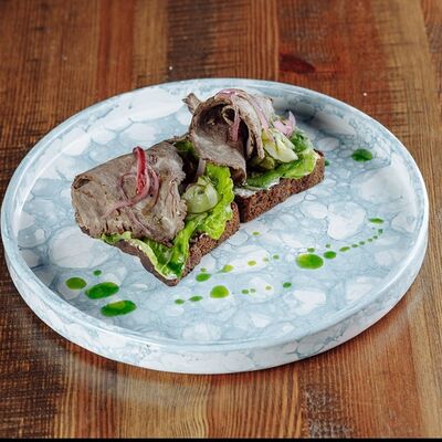 Брускетты с ростбифом в Коптильня по цене 710 ₽