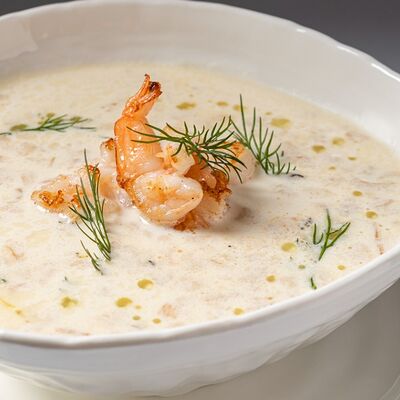 Суп Чаудер в Тирольские пироги по цене 500 ₽