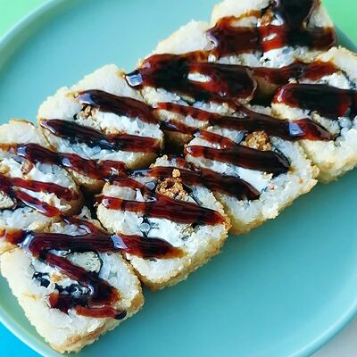 Жареный ролл Мураками в Ostrov по цене 515 ₽