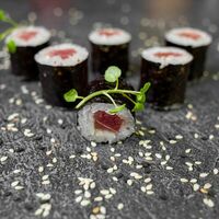 Маки с тунцом в Restobar Первый & Ресторан доставки Личный повар