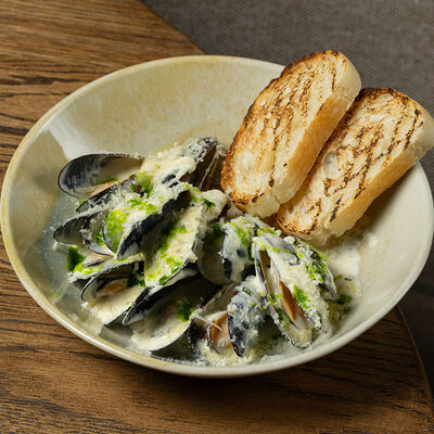 Мидии беломорские в сливочно-сырном в БарТо по цене 1138 ₽