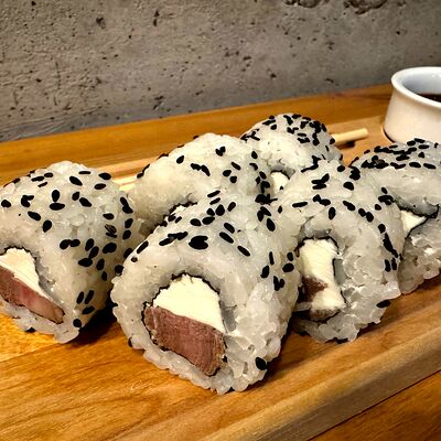 Биф-ролл в Шар лаунж по цене 655 ₽