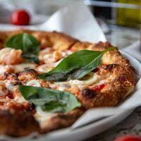 Пицца с морепродуктами в Buonamici