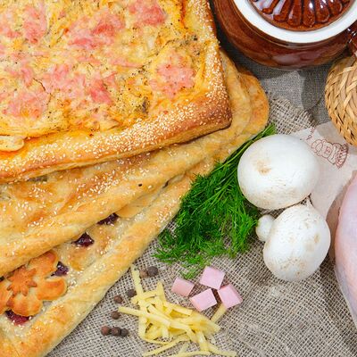 Комбо Хит в Пироги по-коми по цене 4799 ₽