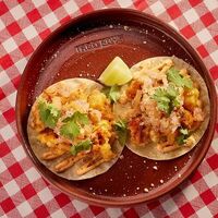 Тако с цыпленком и ананасовой сальсой в Taco Boys