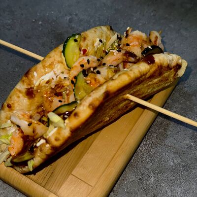 Пита греческая с креветкамив Гурман по цене 390 ₽