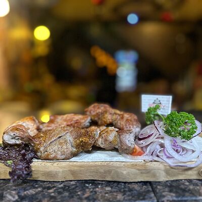 Шашлык из мякоти свинины в Шафран по цене 810 ₽