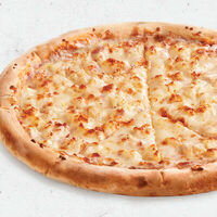 Любители сыра Пицца 23 см на традиционном тесте в Pizza HeartPizza Hut