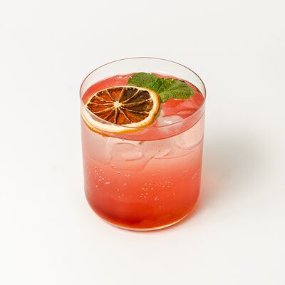 Лимонад Личи-гранат в Balance coffee по цене 300 ₽